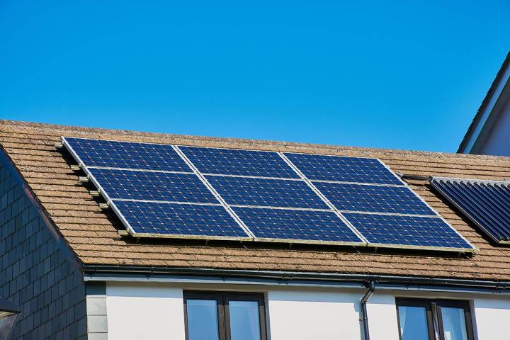 Pose de panneaux photovoltaïques Meyzieu
